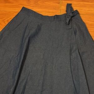 Royal Monk skirt size 14